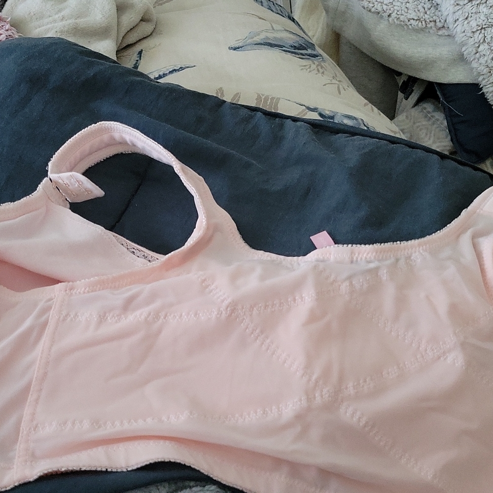 Bra - Picture 4 of 4